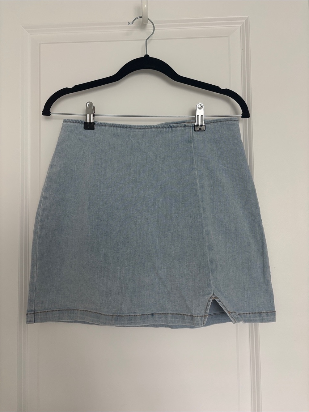 wild fable Light Blue Denim Mini Skirt with Front Notch Detail